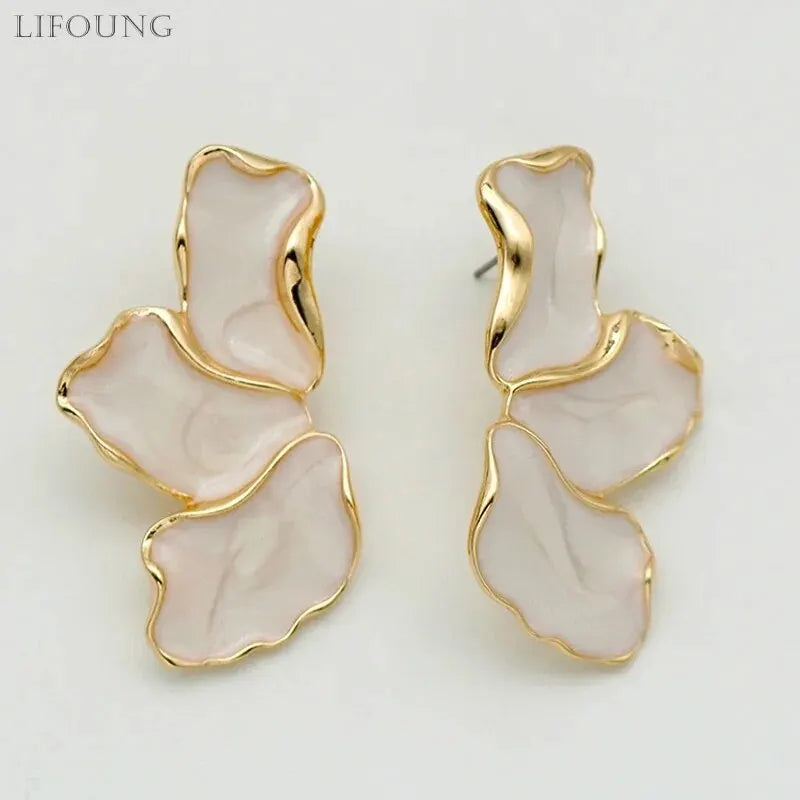 Metal Flower Cream Epoxy Earring Stud Women Fashion Gold Color Plating Irregular Post Earrings Heavy Design Statement Earrings