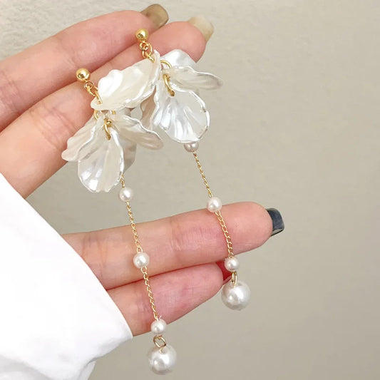 Modern Jewelry 925 Silver Needle Elegant Temperament Simulated Pearl Tassel Earrings for Women Fashion Accessories Wholesale